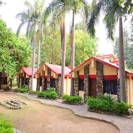 Leopard'S Lair Jungle Lodge Bisalpur Exterior foto